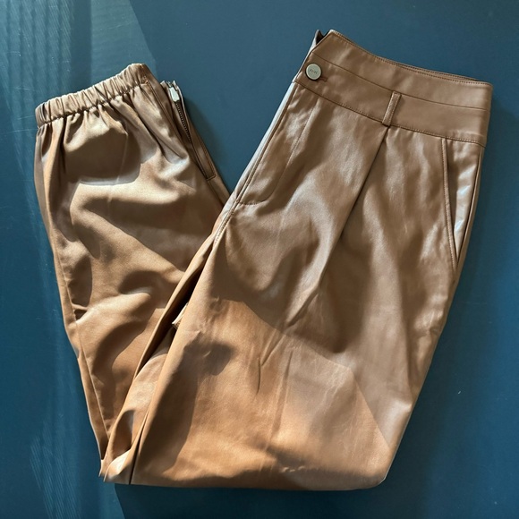 PAIGE | High Rise Pleated Mayslie Jogger - Cognac Vegan Leather, Size: 10 - Picture 3 of 10